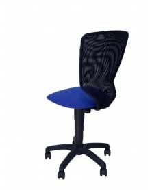 Silla juvenil Júcar respaldo malla negro asiento arán azul